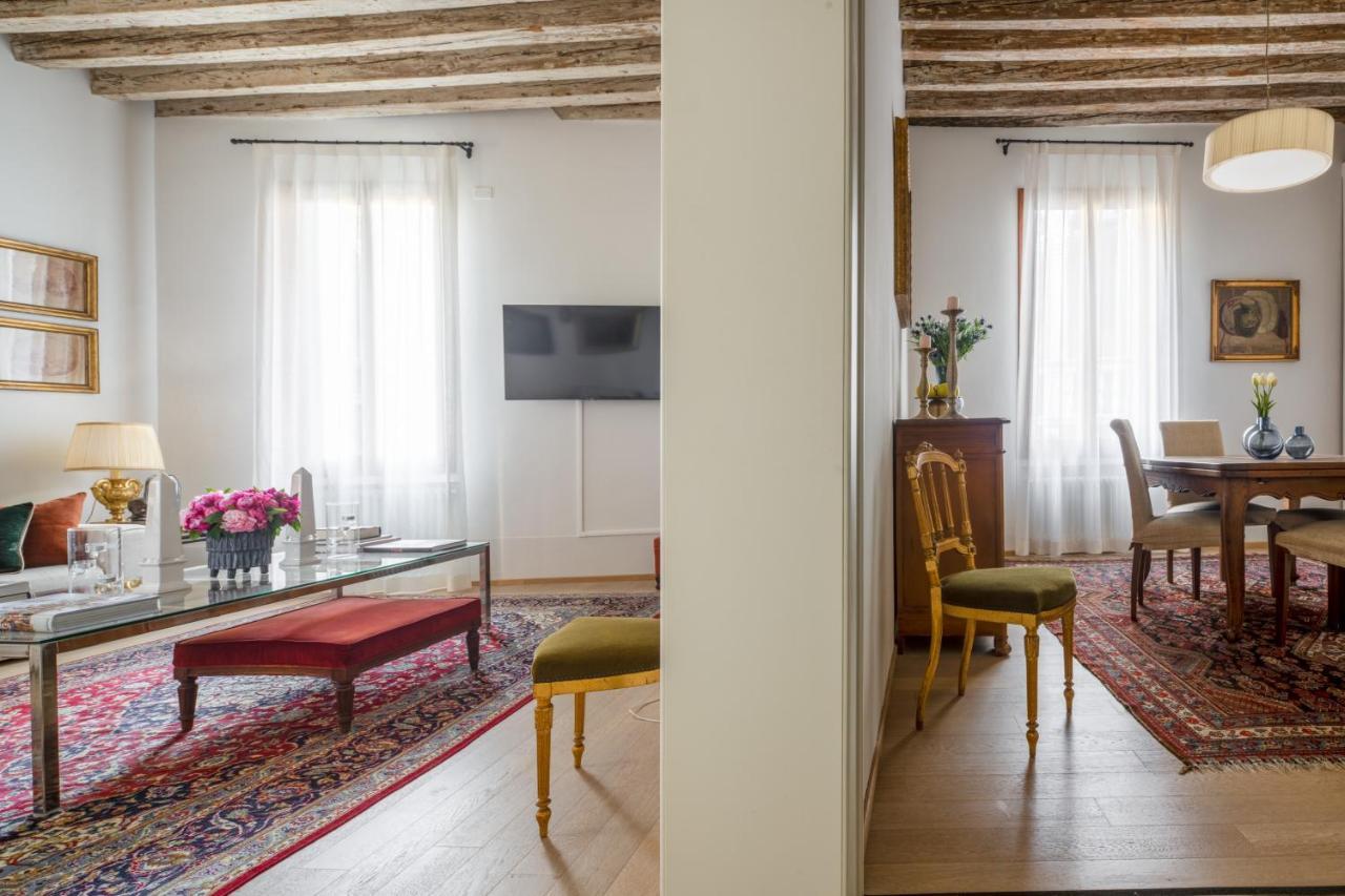 Miracoli Apartment With View On The Canal R&R Venetië Buitenkant foto