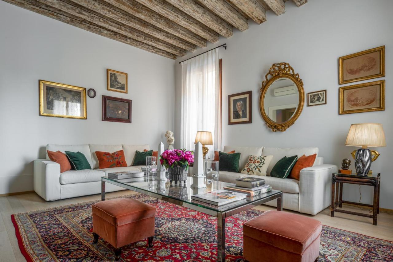 Miracoli Apartment With View On The Canal R&R Venetië Buitenkant foto