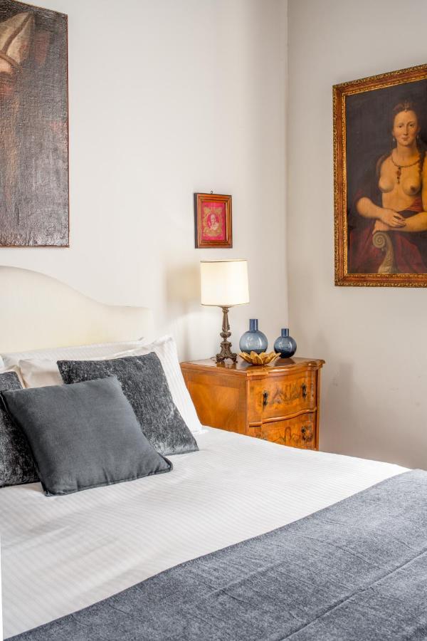 Miracoli Apartment With View On The Canal R&R Venetië Buitenkant foto