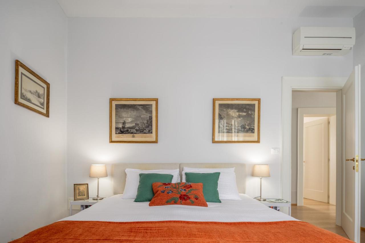 Miracoli Apartment With View On The Canal R&R Venetië Buitenkant foto
